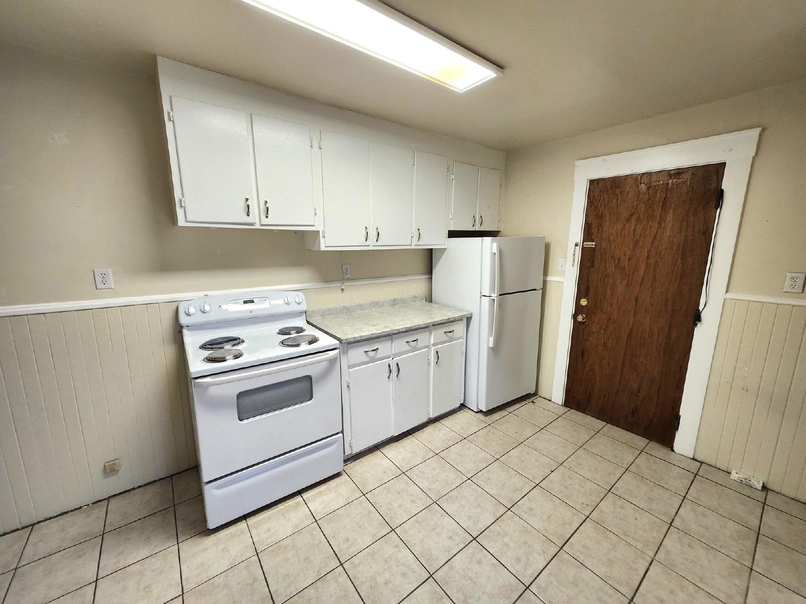 562 Edward Avenue - 5 property image