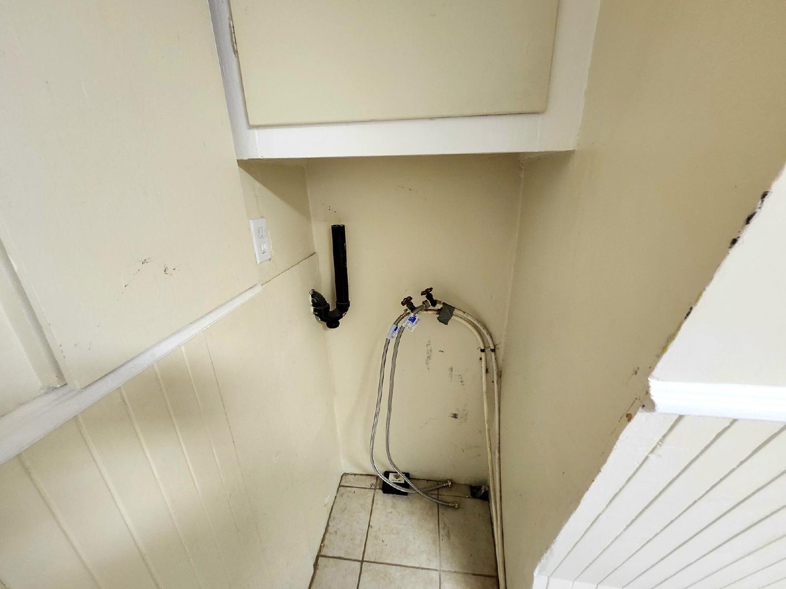 562 Edward Avenue - 5 property image