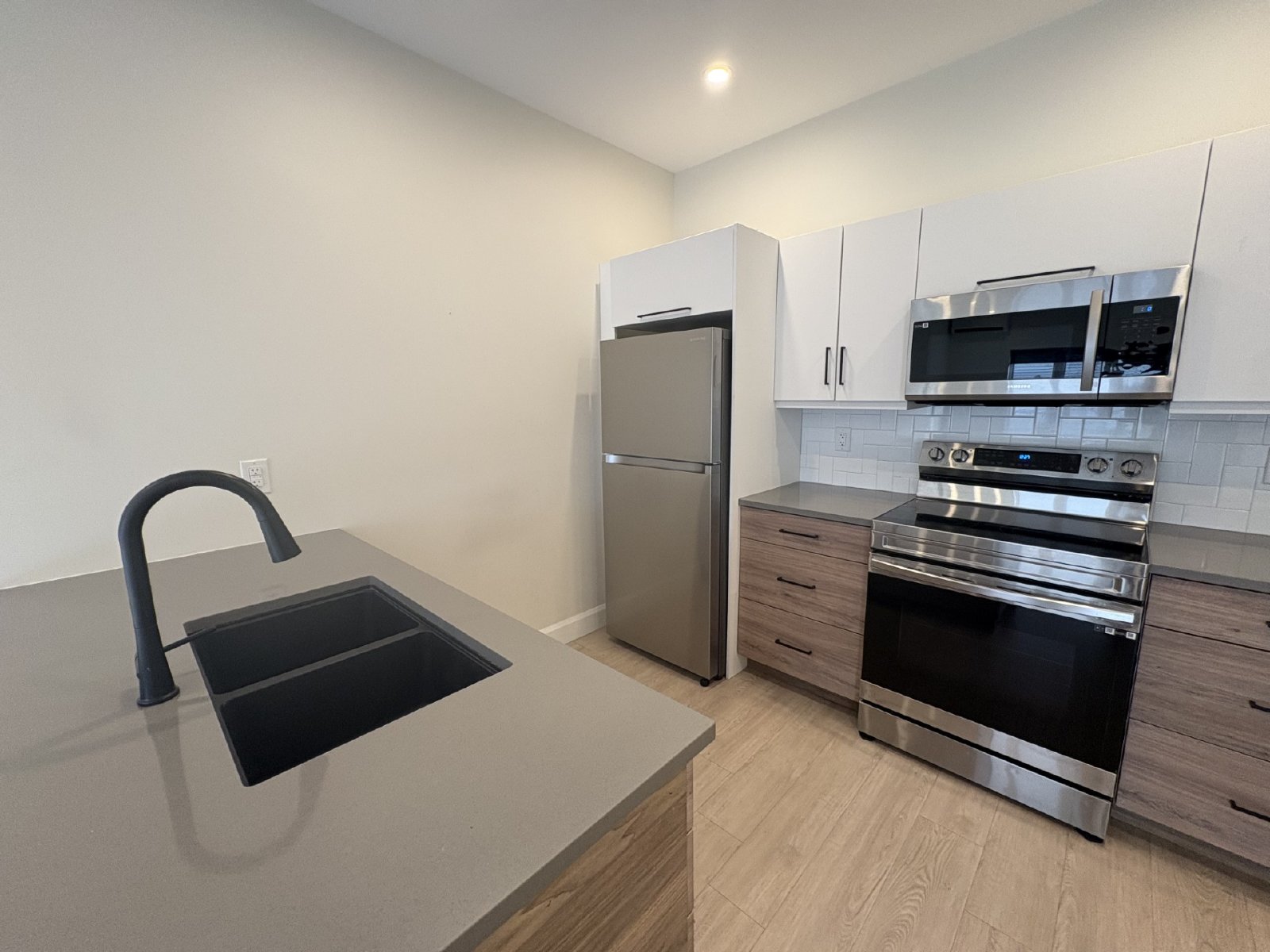 180 Hillsborough Road - 103 property image