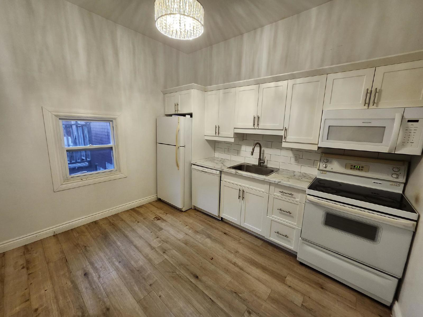 53-59 Carmarthen Street - 55-1 property image