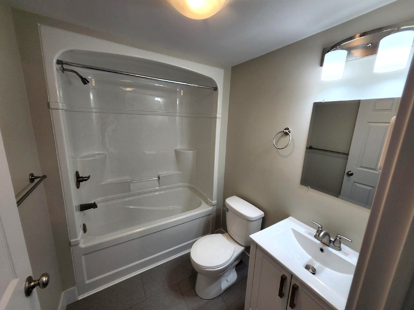 30 Parks Street - 8 property image