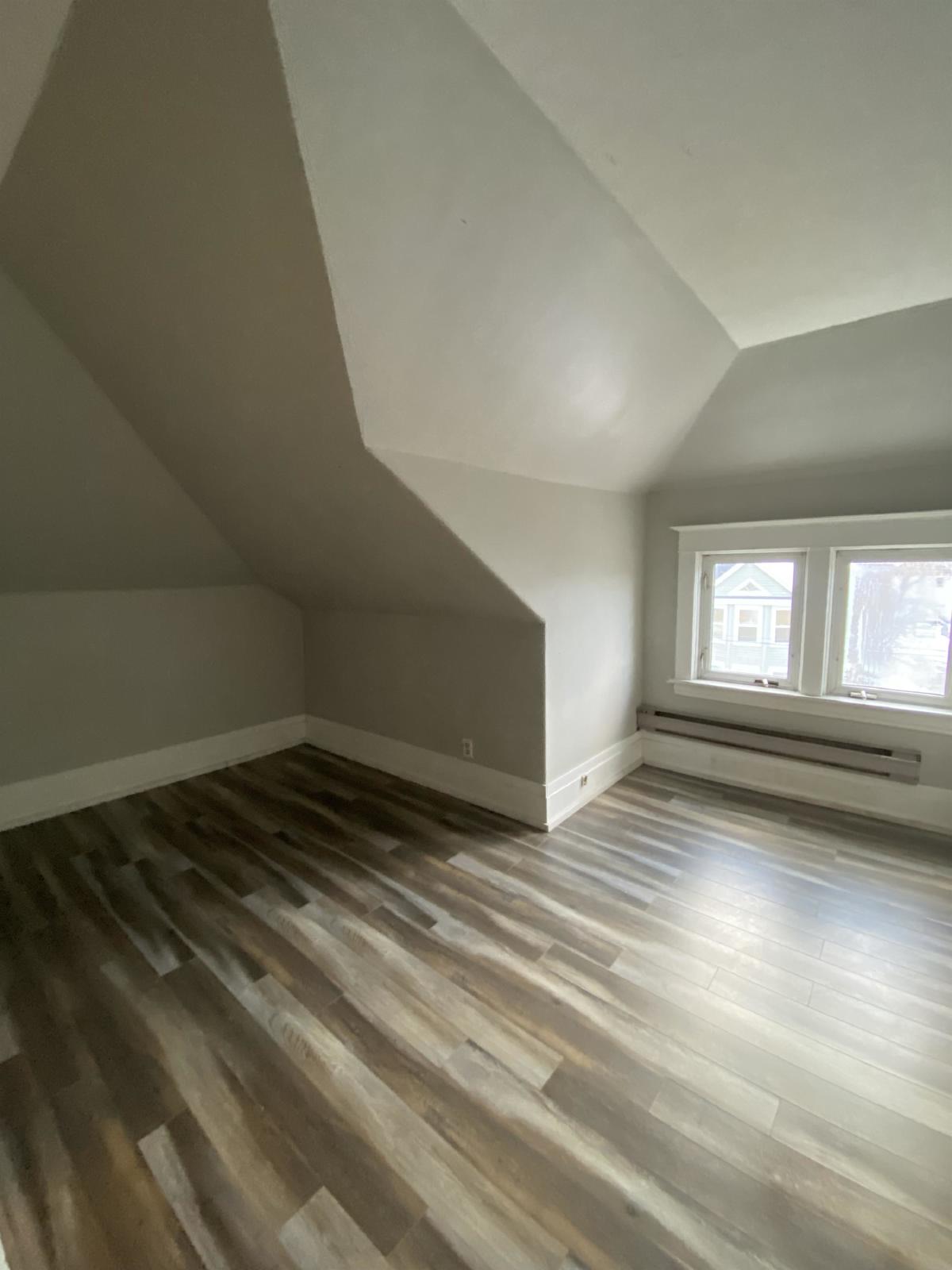 385 Lutz Street - 6 property image