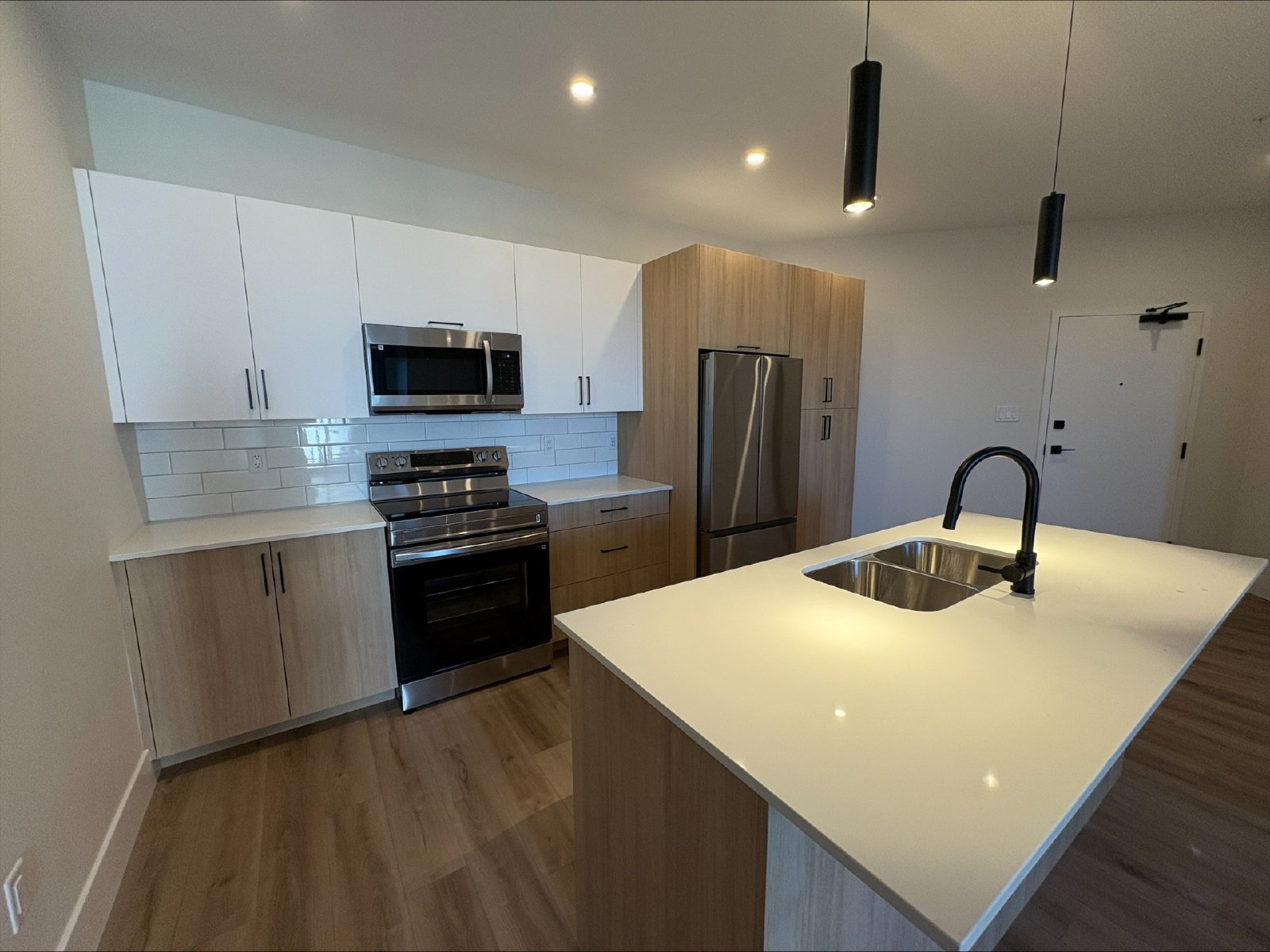 1035 Melanson Road - 608 property image