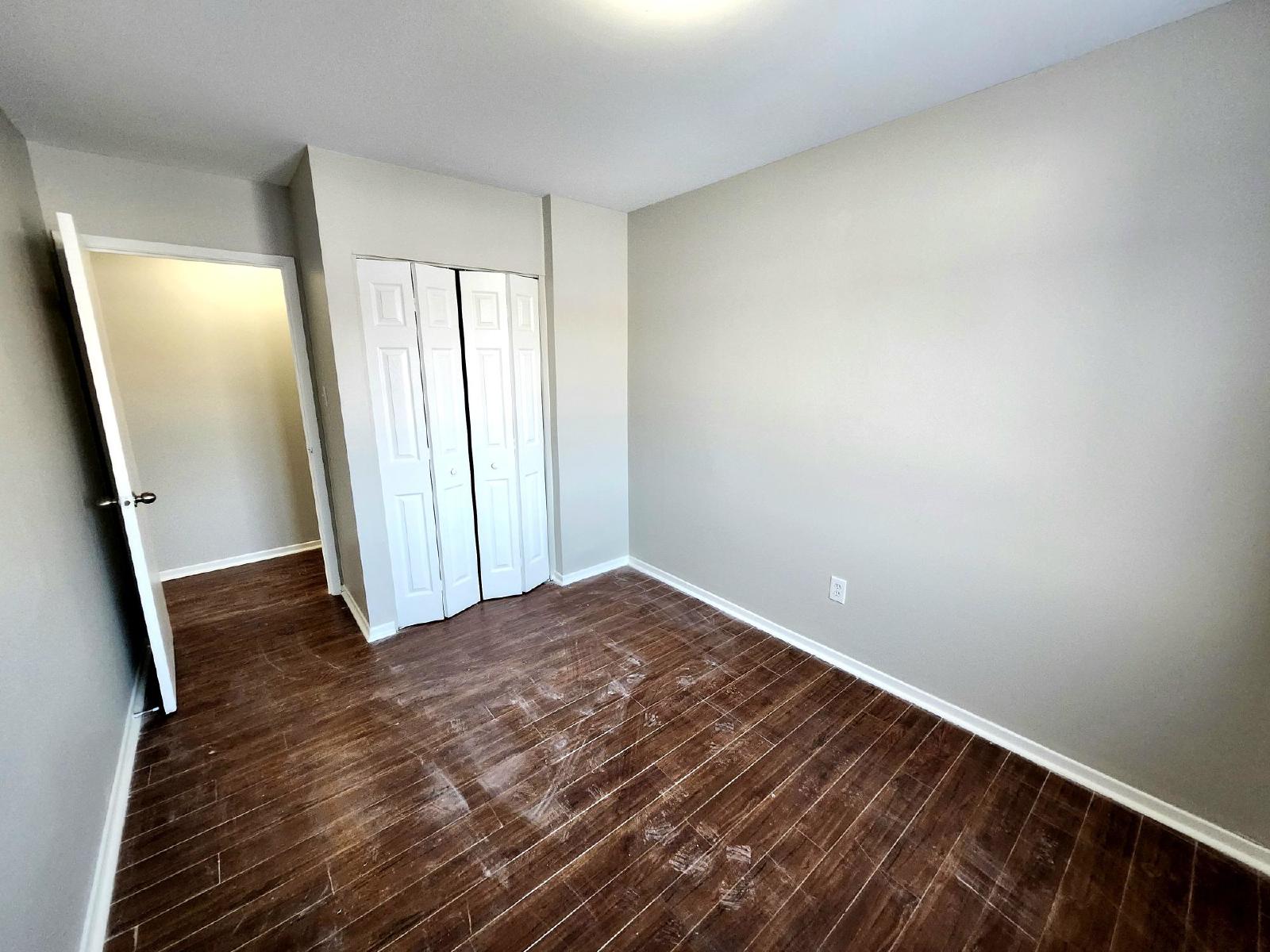 14 Reading Crescent - 7 property image