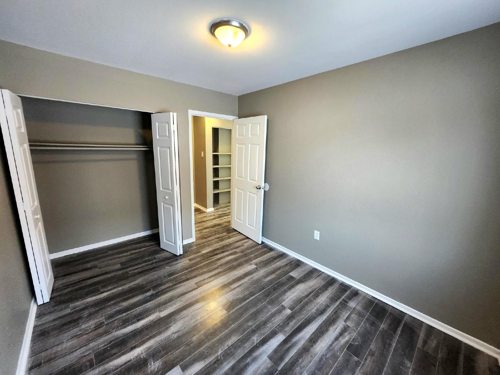 2 Reading Crescent - 5 property image