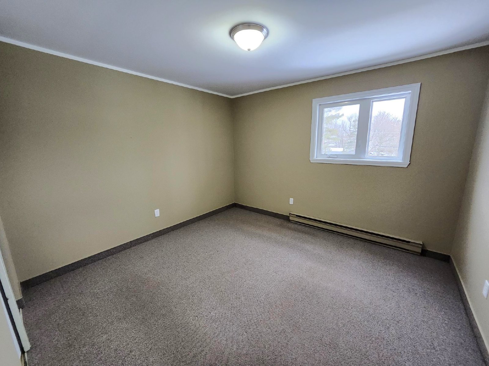 5 Green Valley Drive - 9 property image