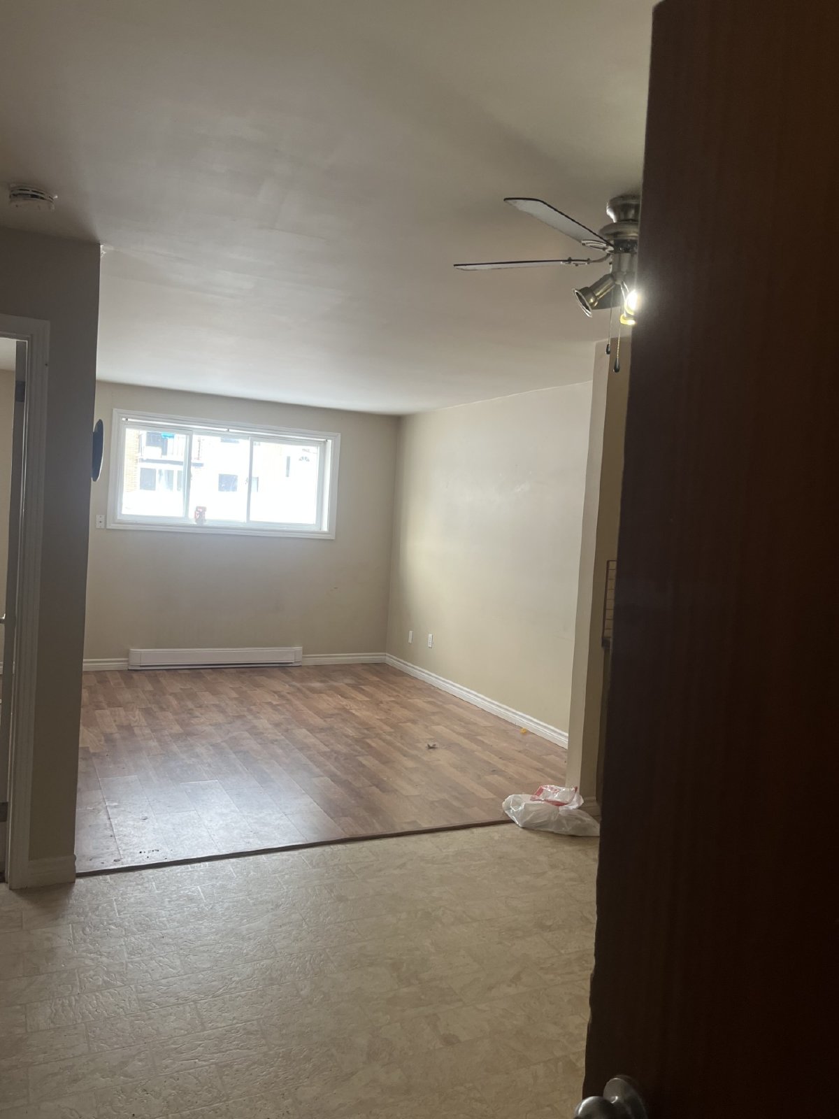 615 Chalmers Court - 5 property image