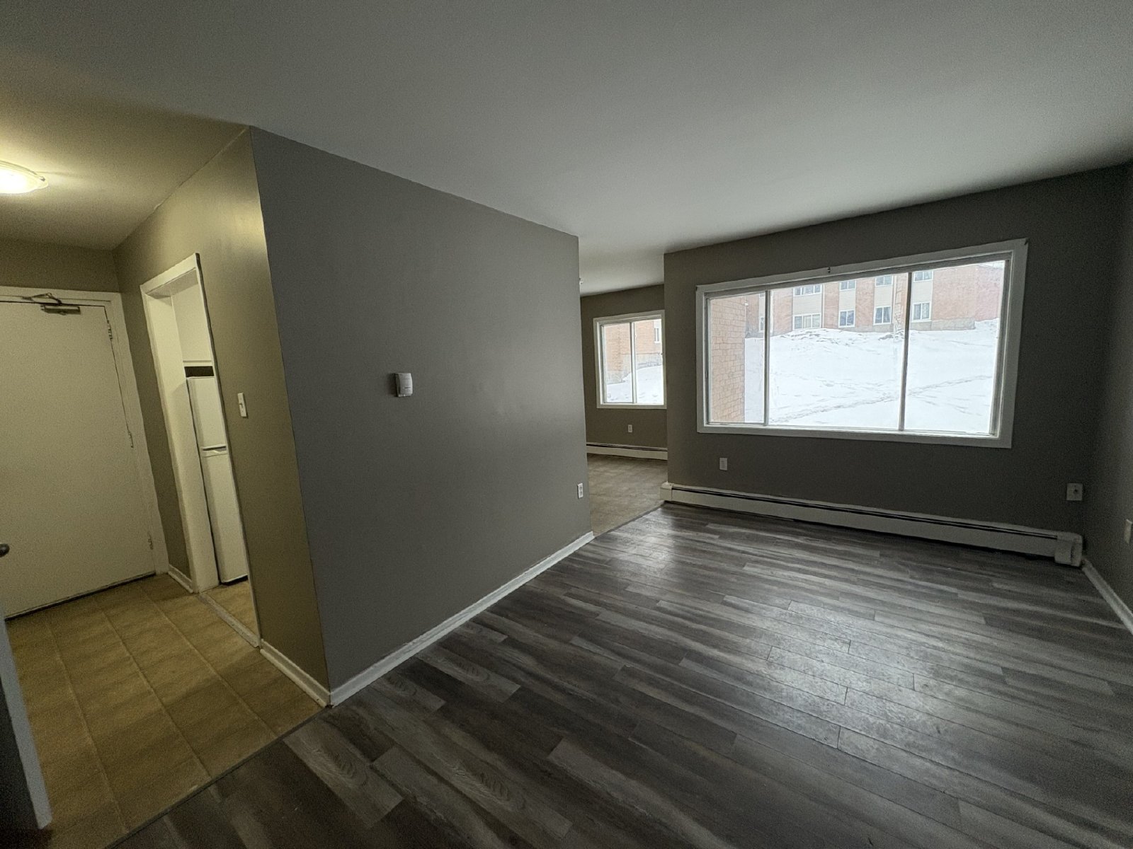 2 Reading Crescent - 2 property image