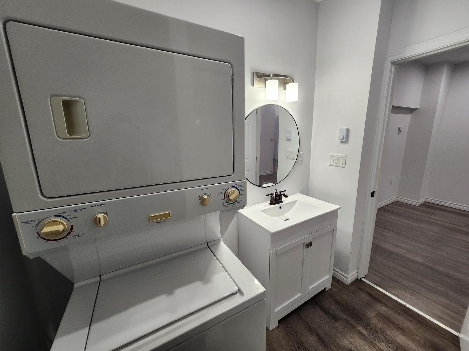 97 Carleton Street - 1 property image