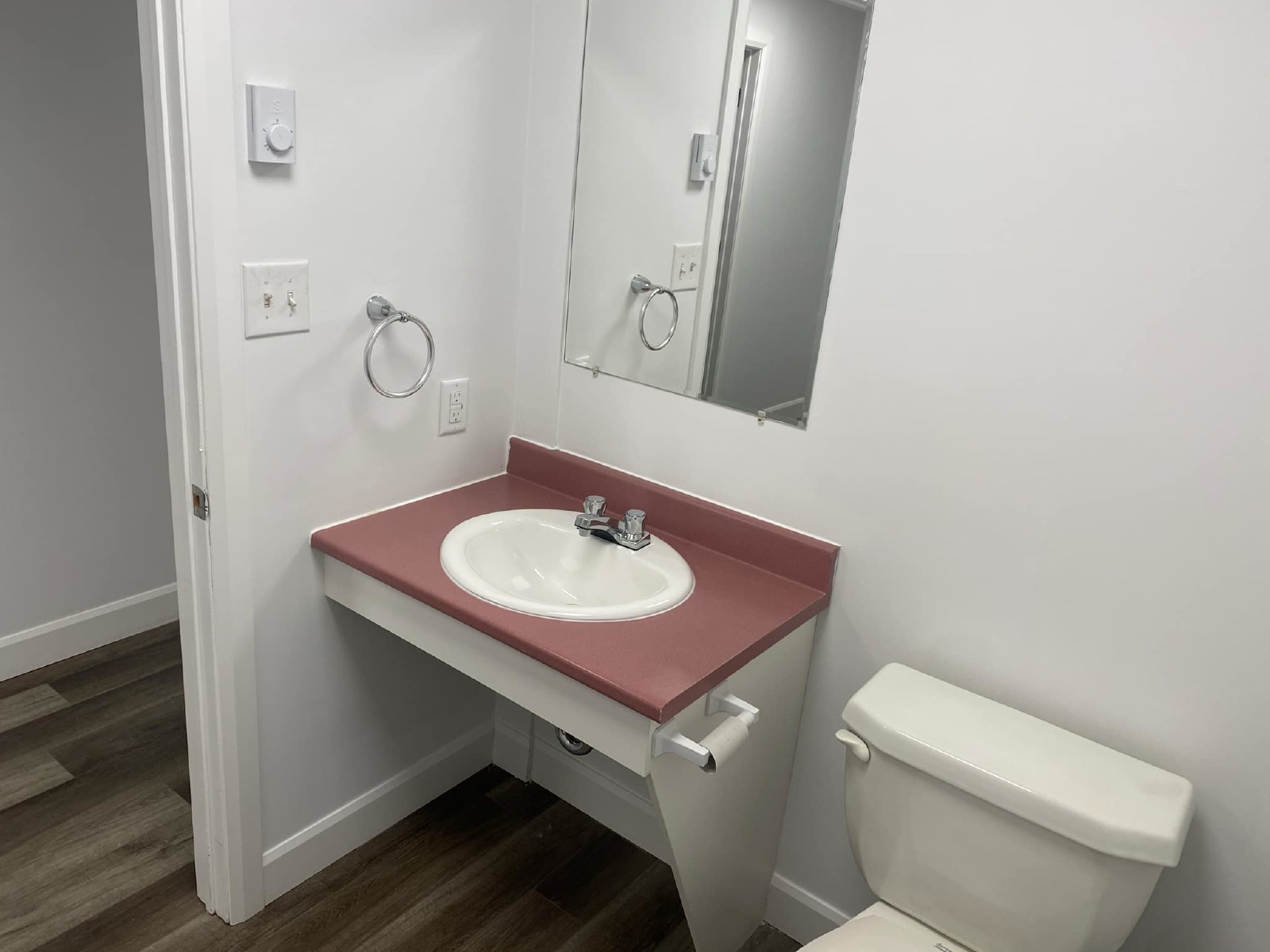 84-86 Dufferin Avenue (CHMC) - 86 property image