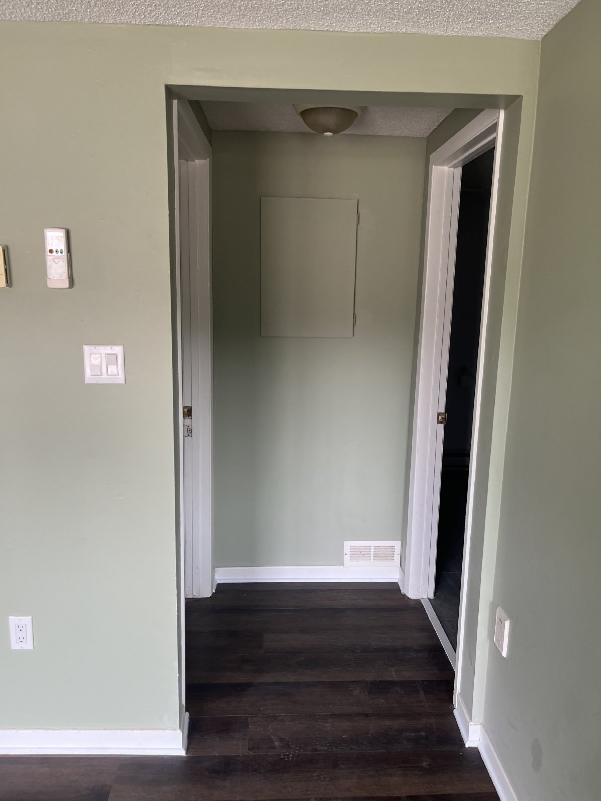 10437 Rue Principale. - 2 property image