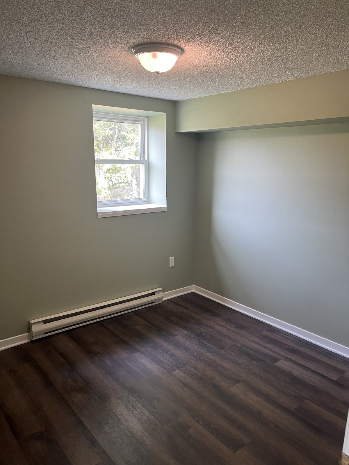 10437 Rue Principale. - 2 property image