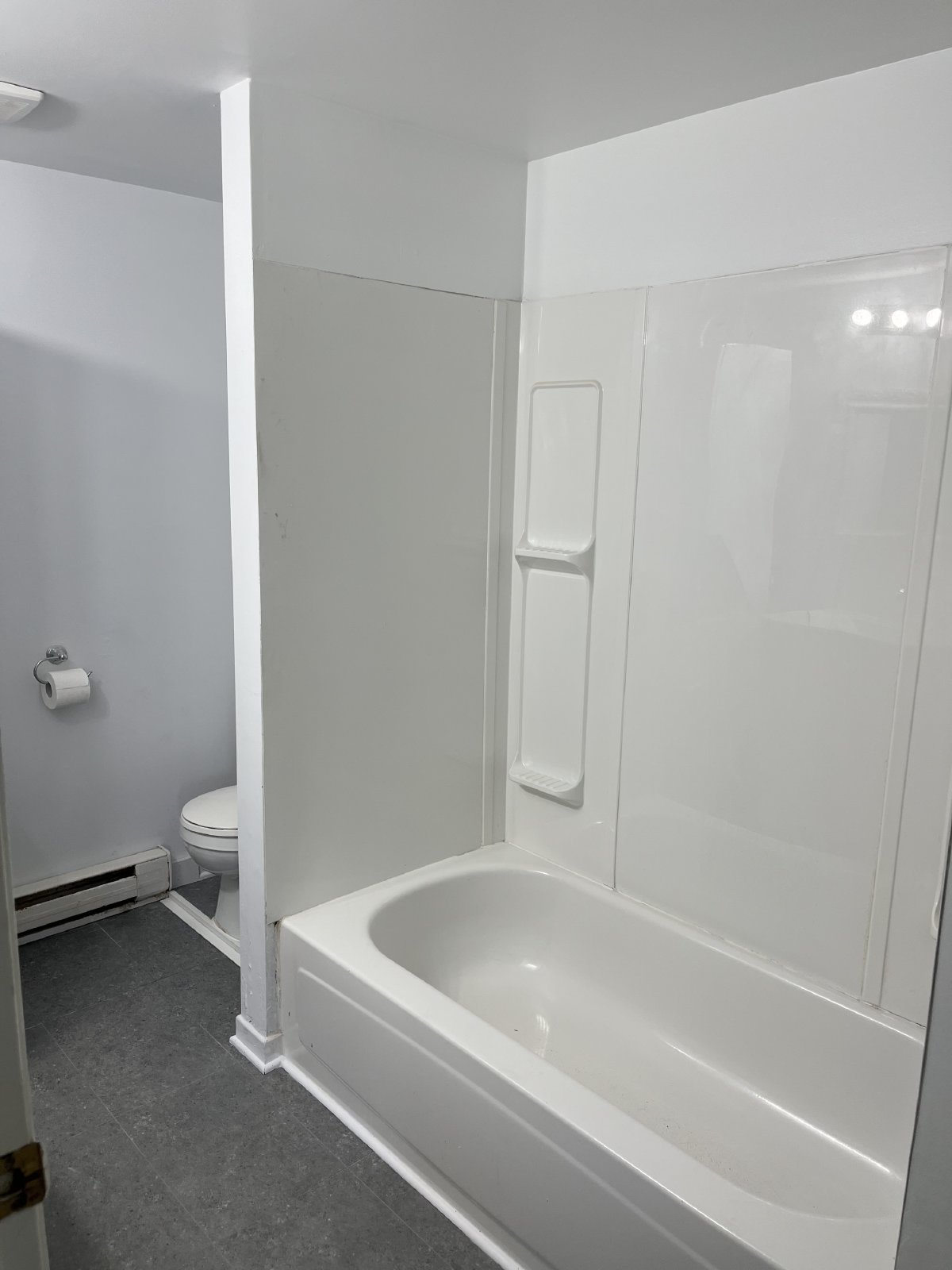 10437 Rue Principale. - 2 property image