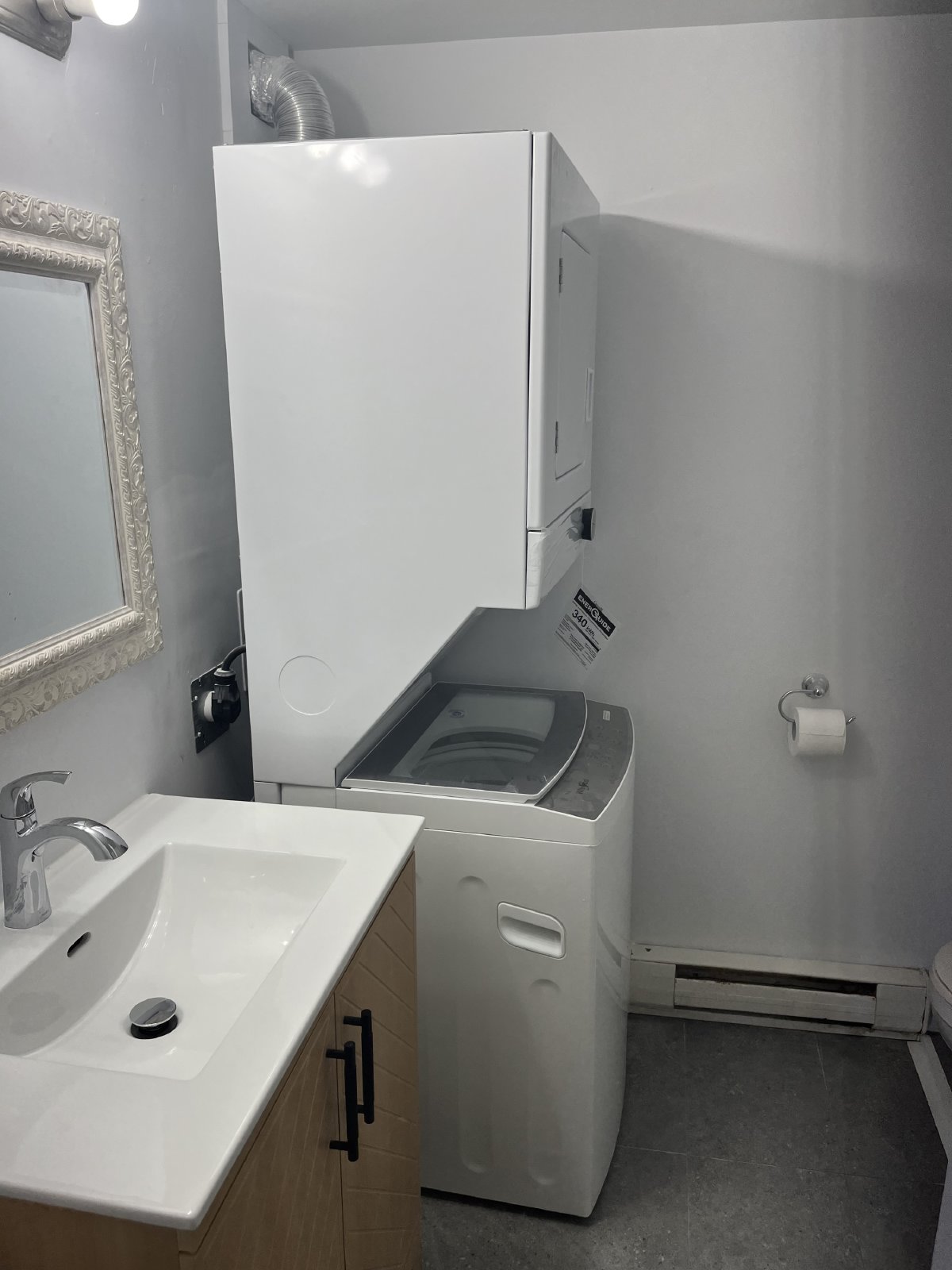 10437 Rue Principale. - 2 property image