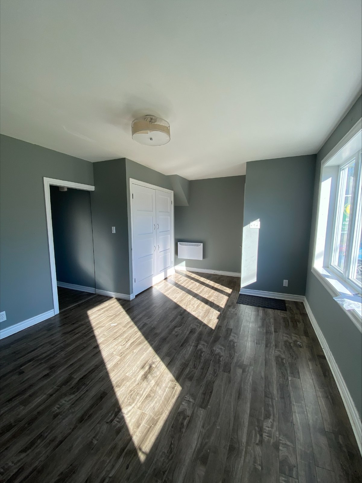 1020-1030 Riverside Drive - 1030 property image