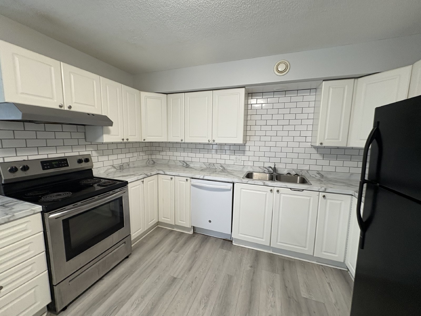 70 Glasier Road - 6 property image