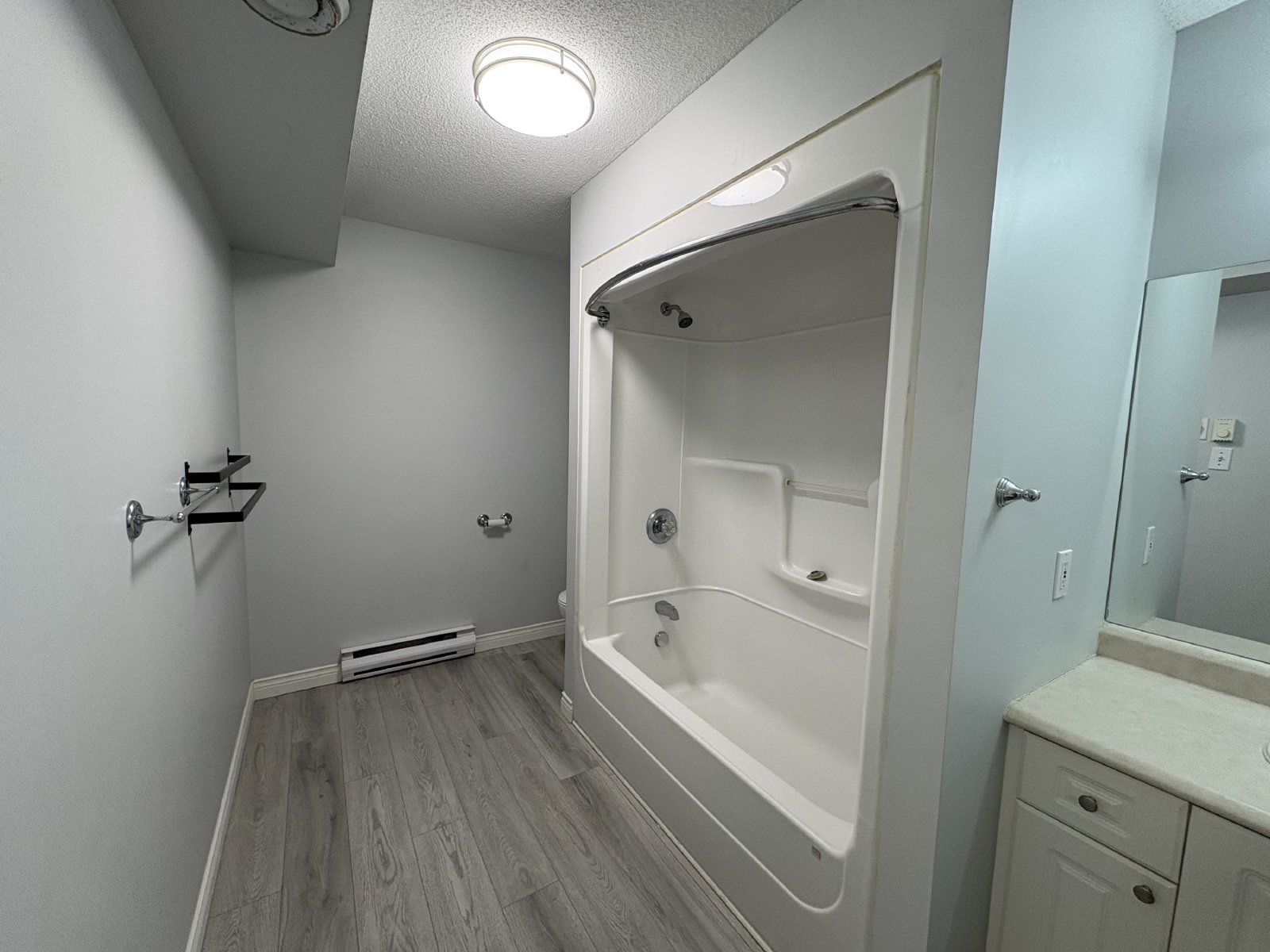 70 Glasier Road - 6 property image