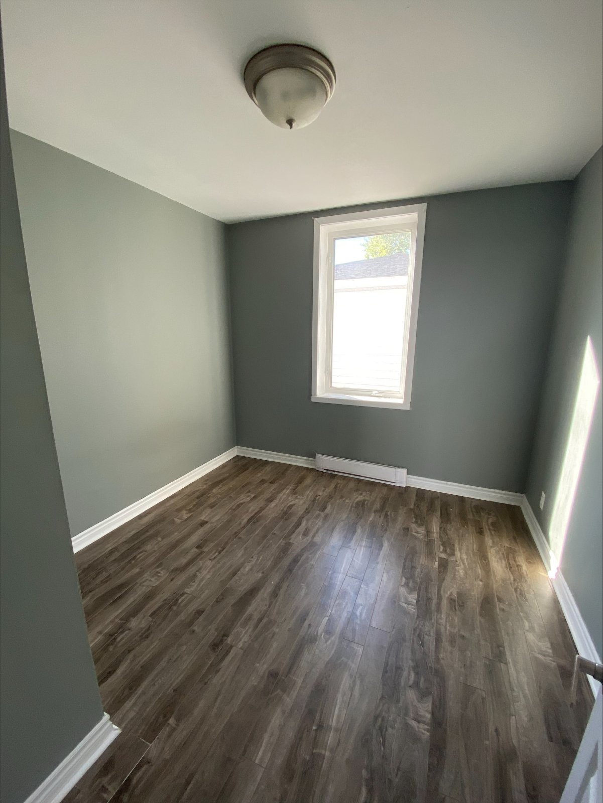 1020-1030 Riverside Drive - 1030 property image