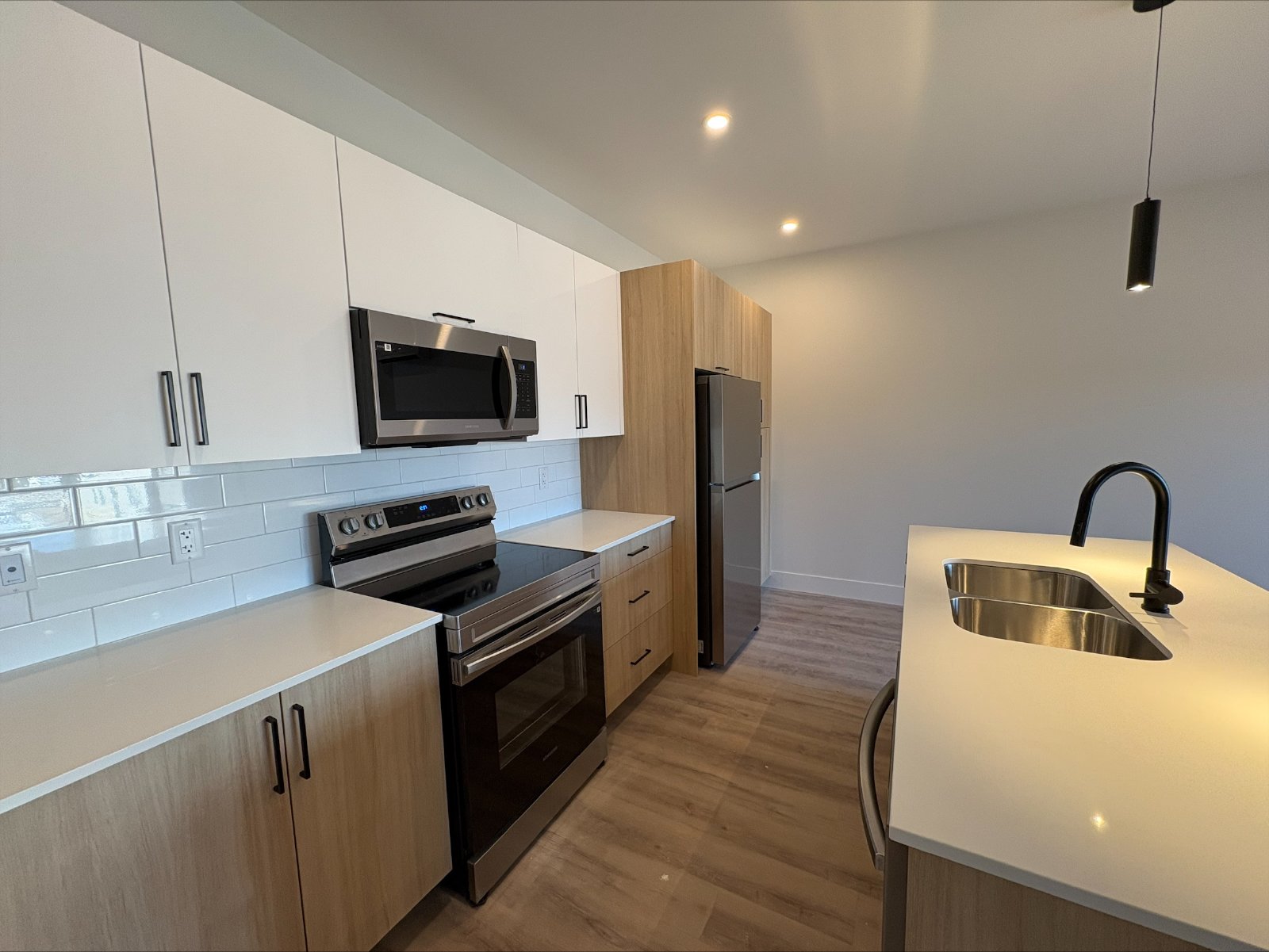 1035 Melanson Road - 315 property image