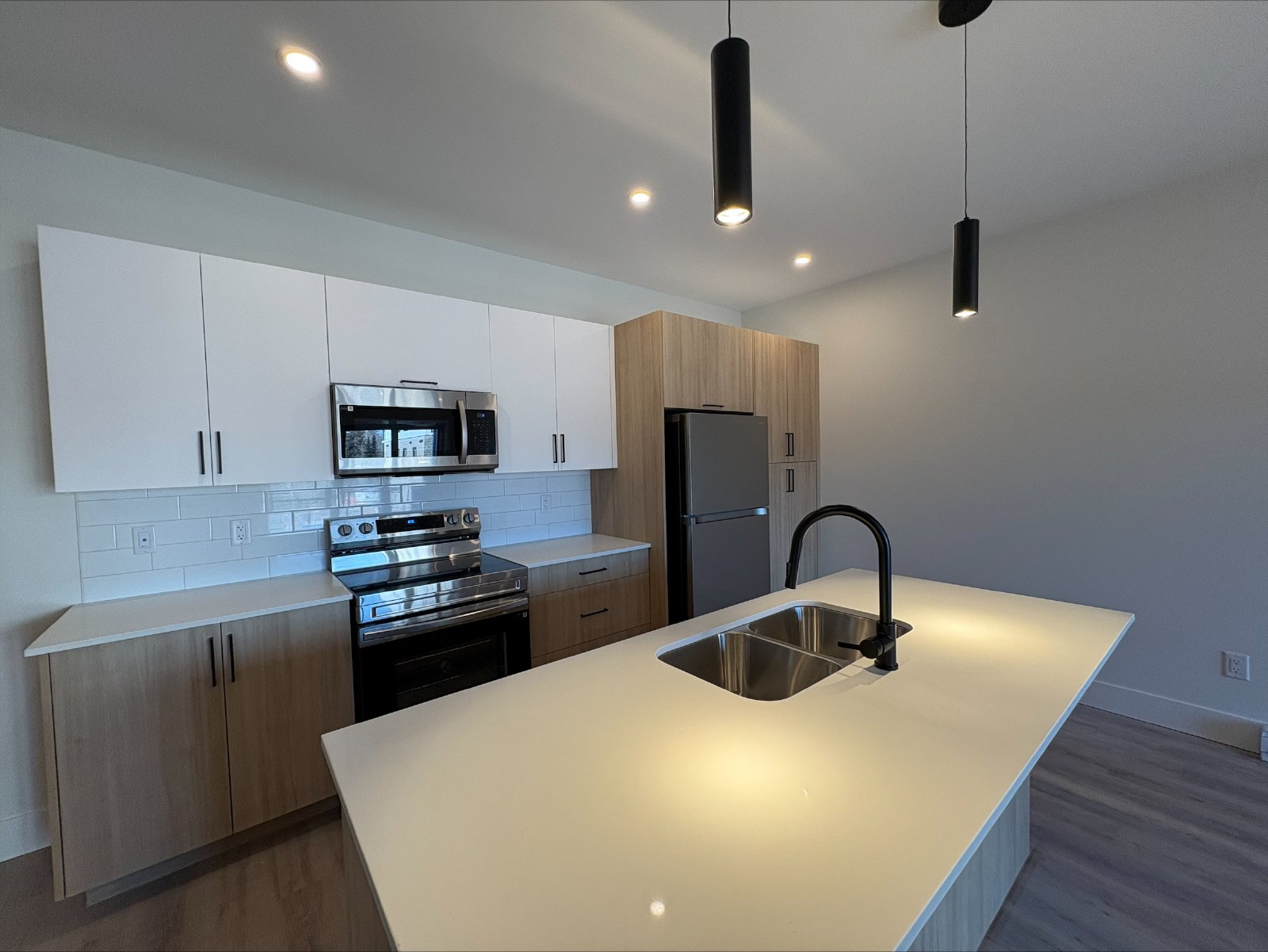 1035 Melanson Road - 515 property image