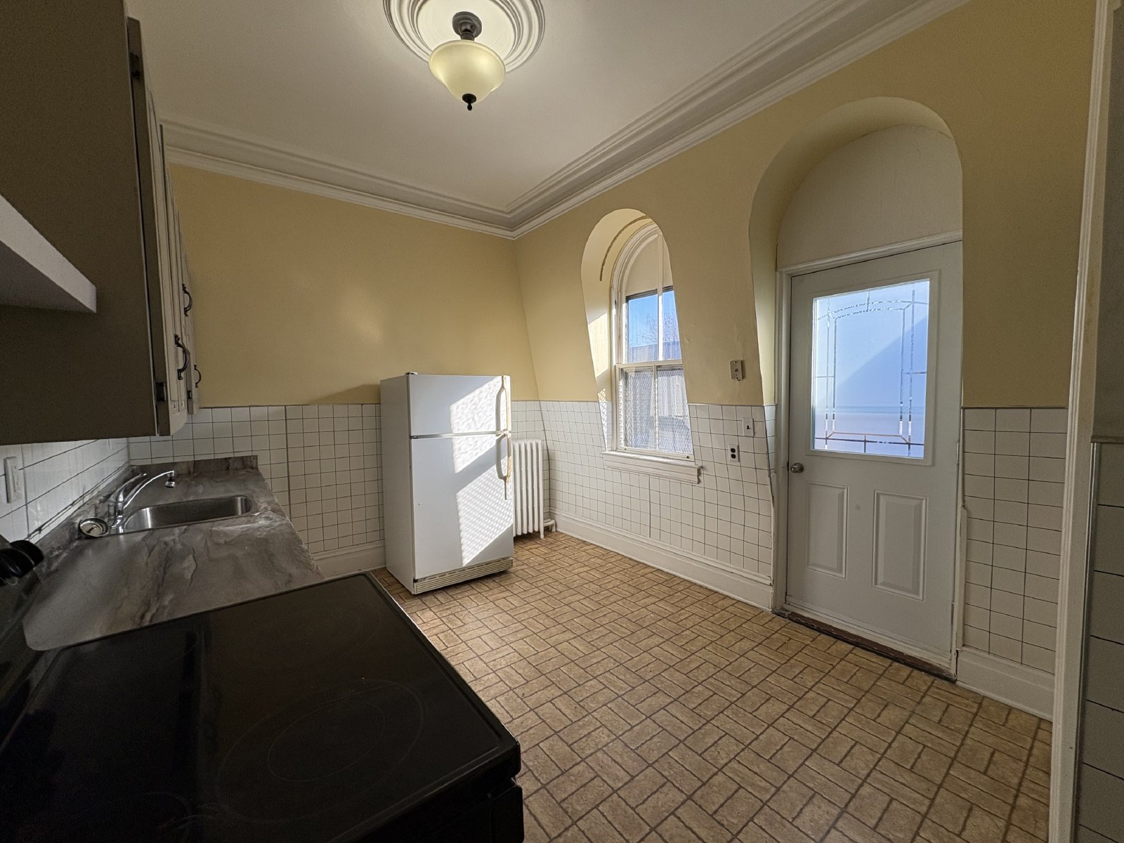 196 King Street East - 4 property image