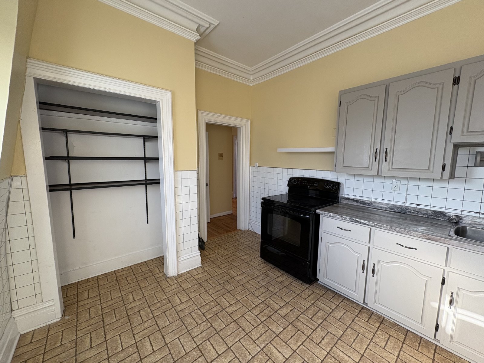 196 King Street East - 4 property image