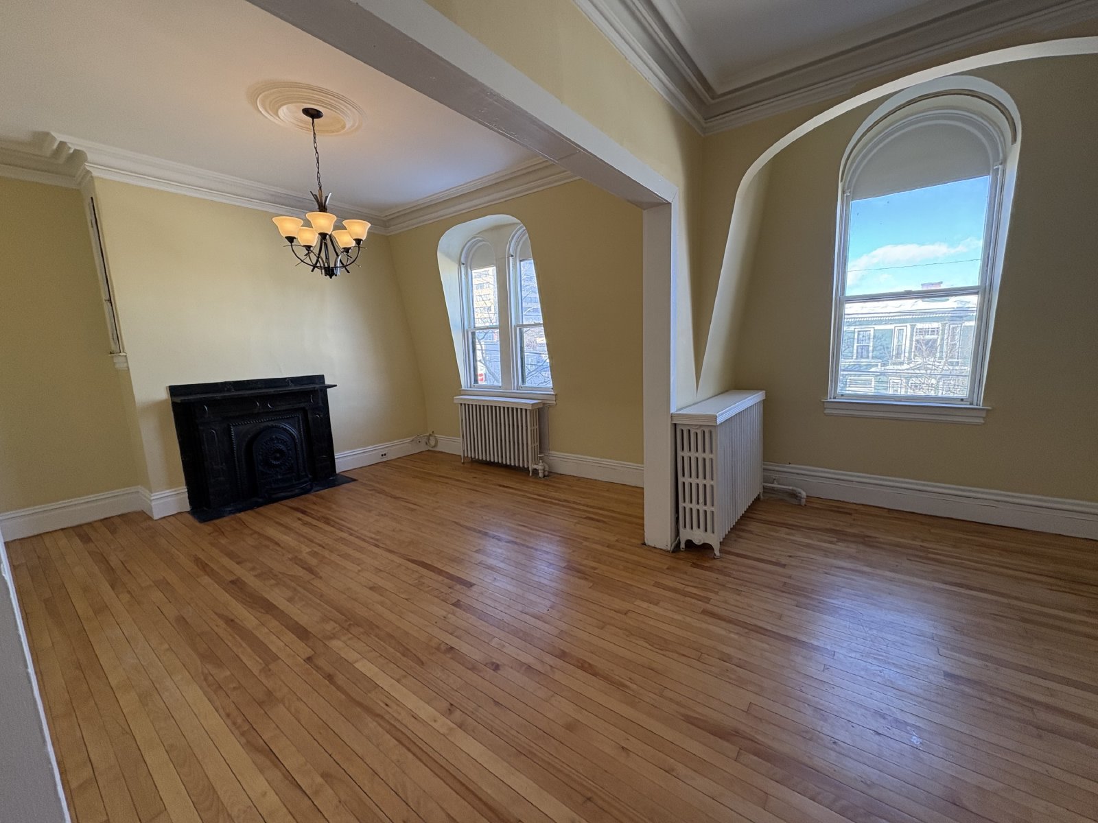 196 King Street East - 4 property image