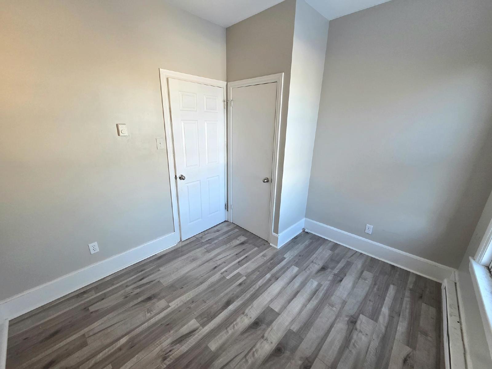 118 Main St/8-10 Cedar St - 10 Cedar #3 property image