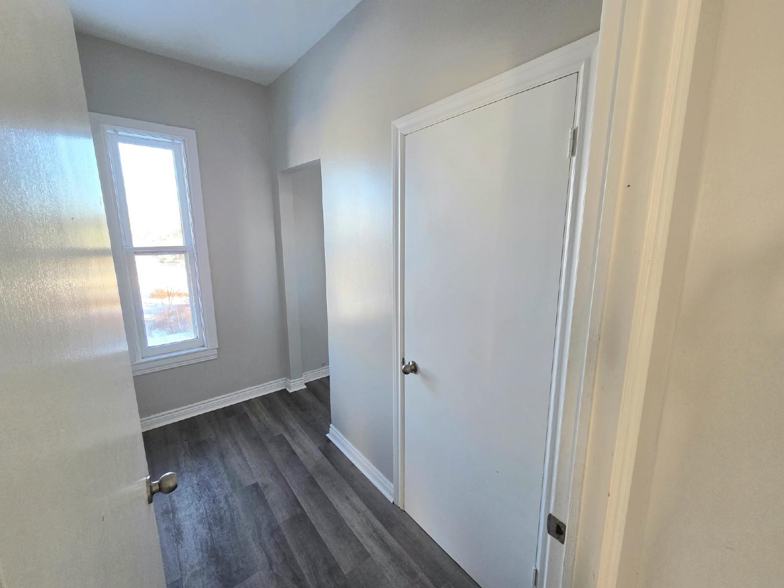 118 Main St/8-10 Cedar St - 10 Cedar #3 property image