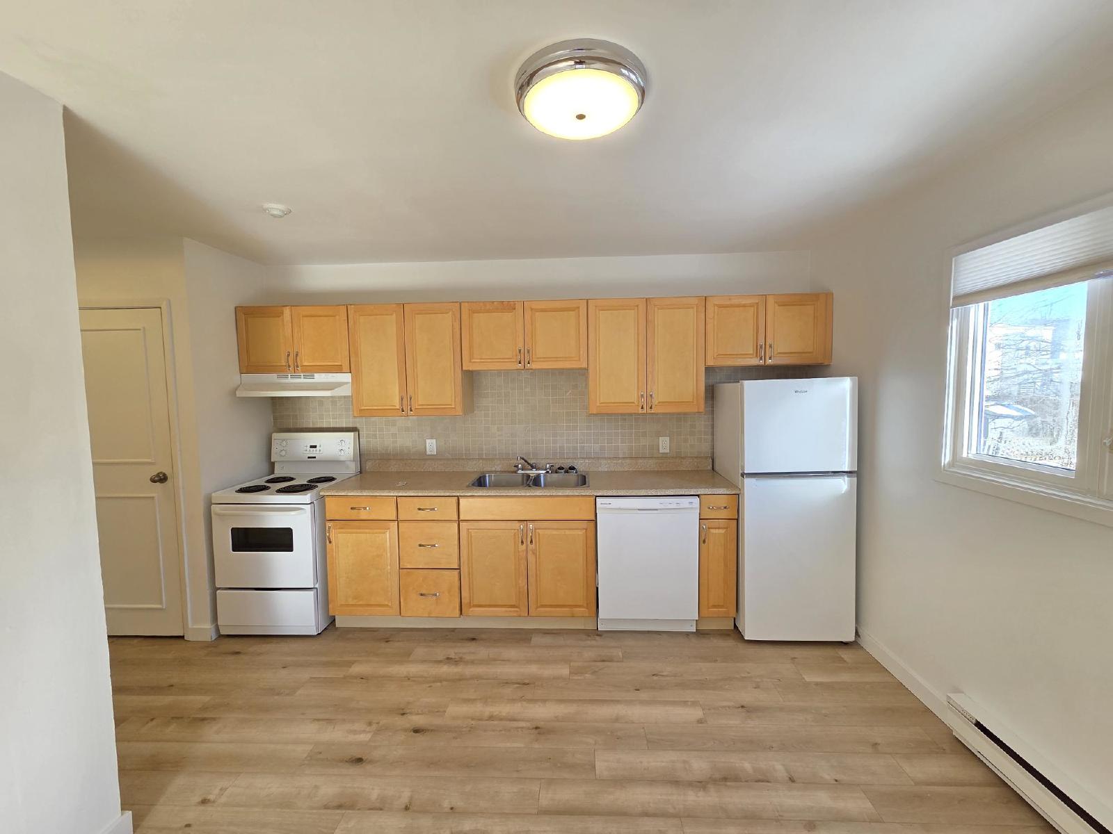 355 Prince Street - 23 property image