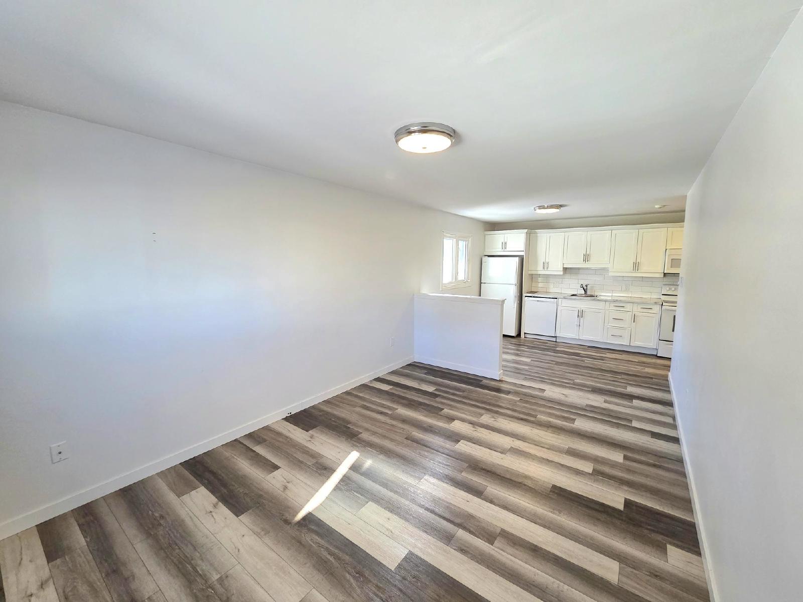 355 Prince Street - 16 property image