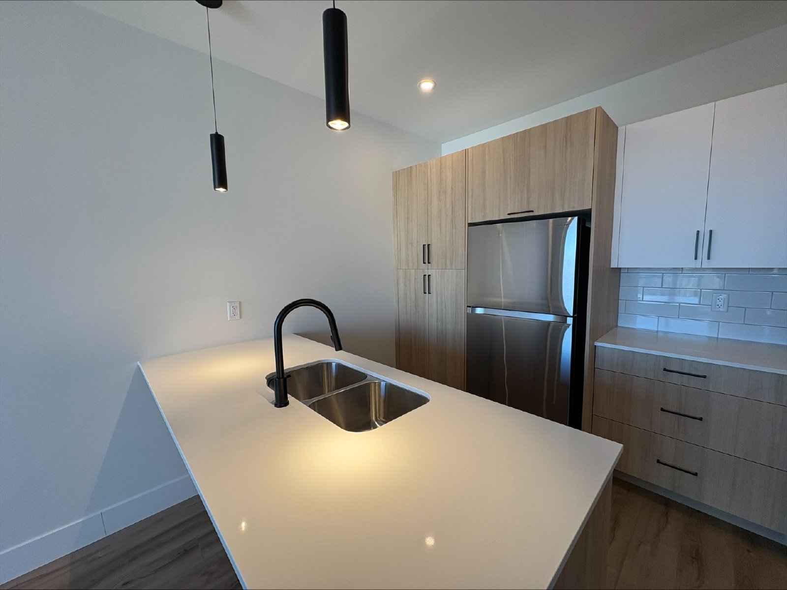 1035 Melanson Road - 606 property image