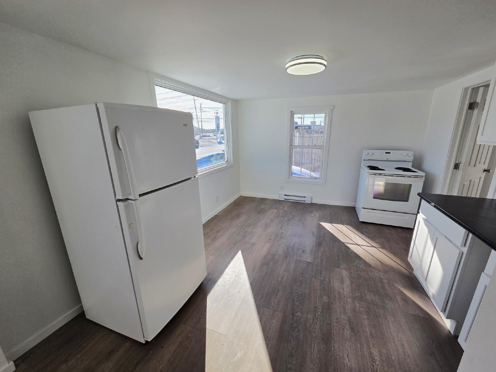 7-9 Courtenay Avenue - 1 property image