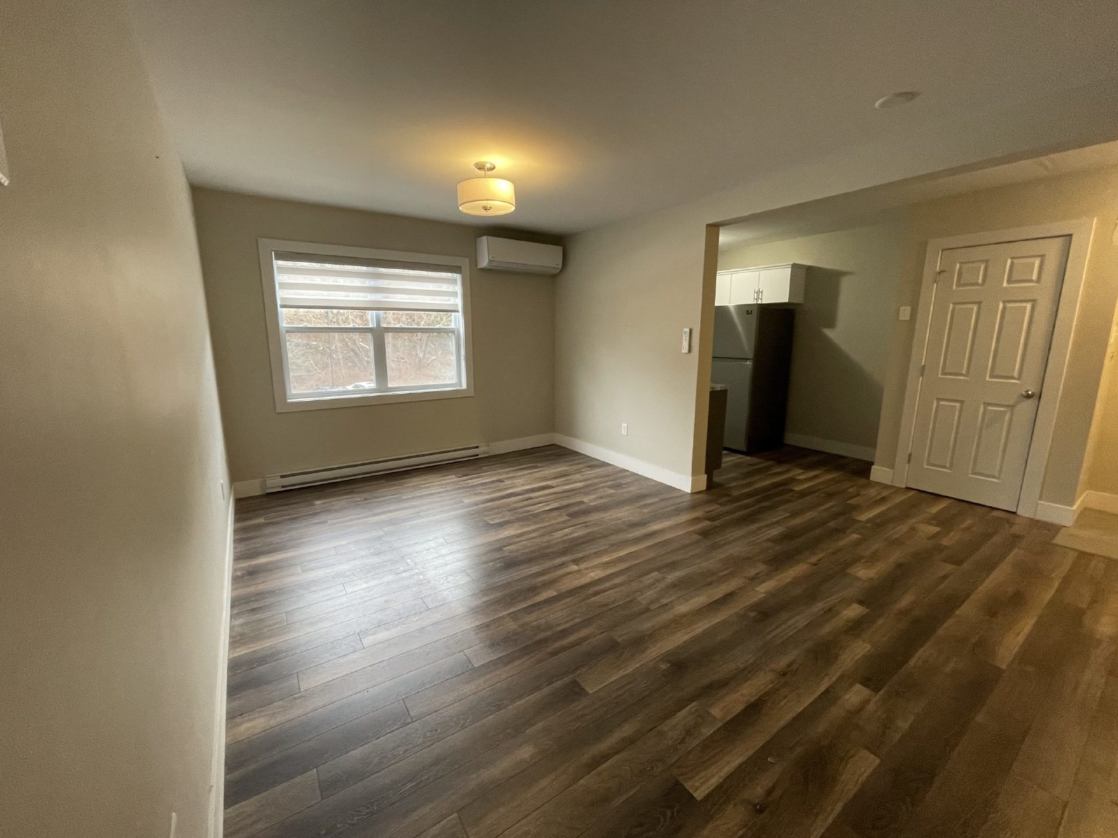 4 Mitchell Street - 2 property image