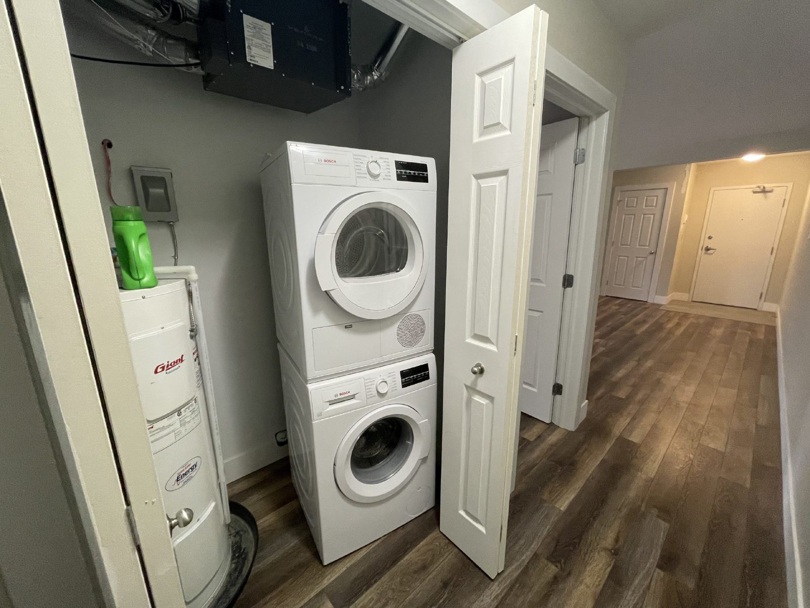 4 Mitchell Street - 2 property image