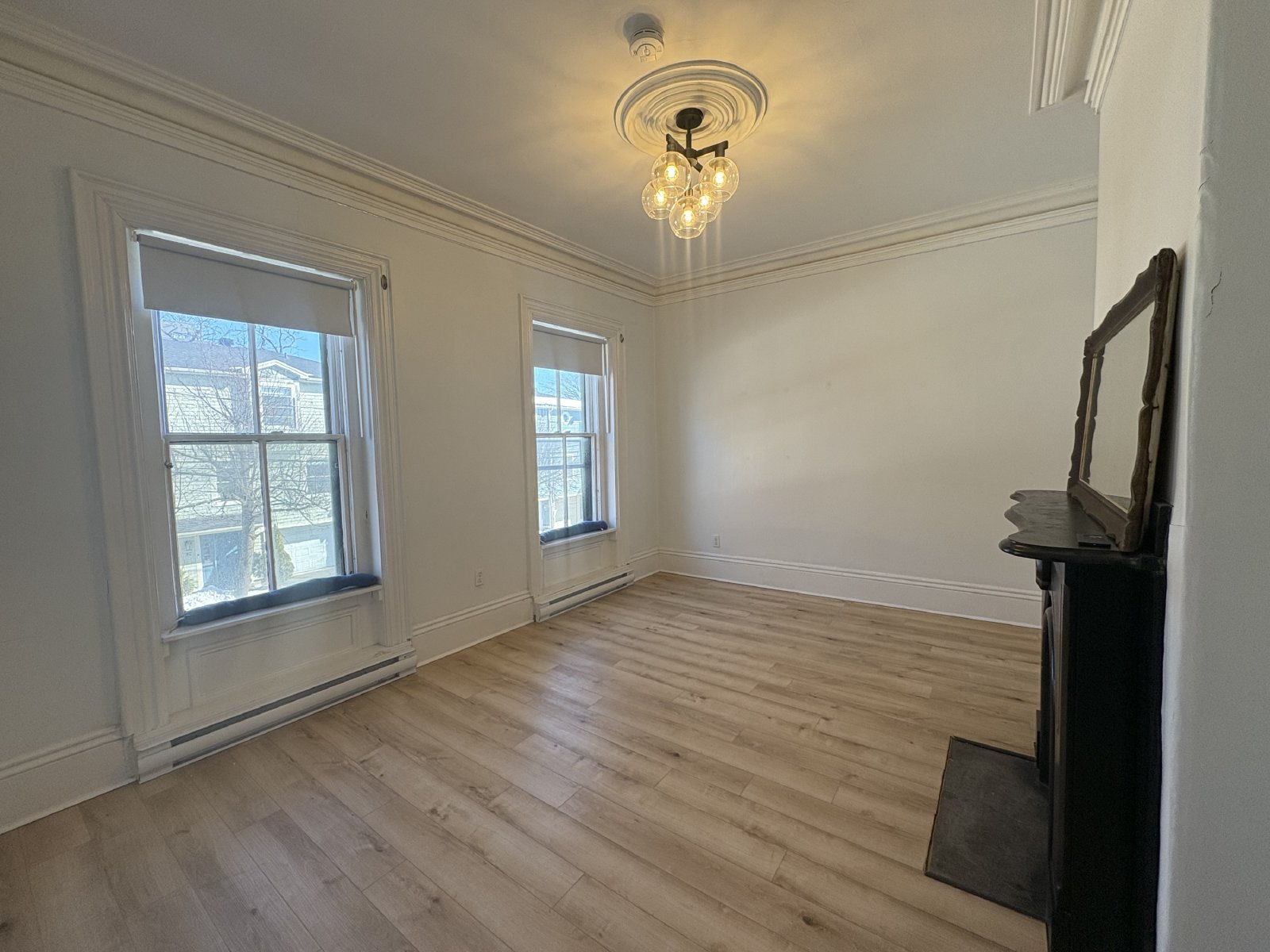 53-59 Carmarthen Street - 55-2 property image