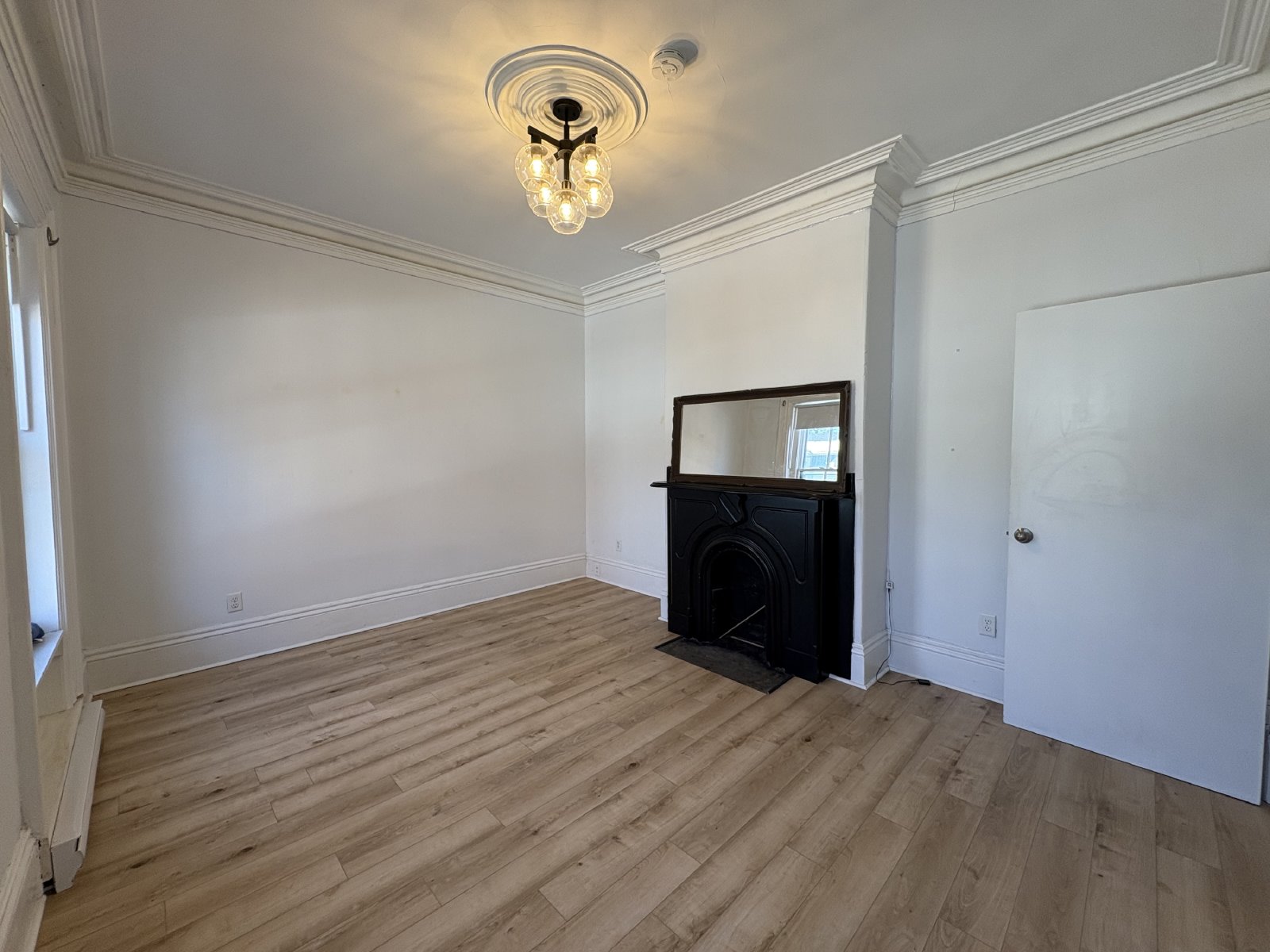 53-59 Carmarthen Street - 55-2 property image