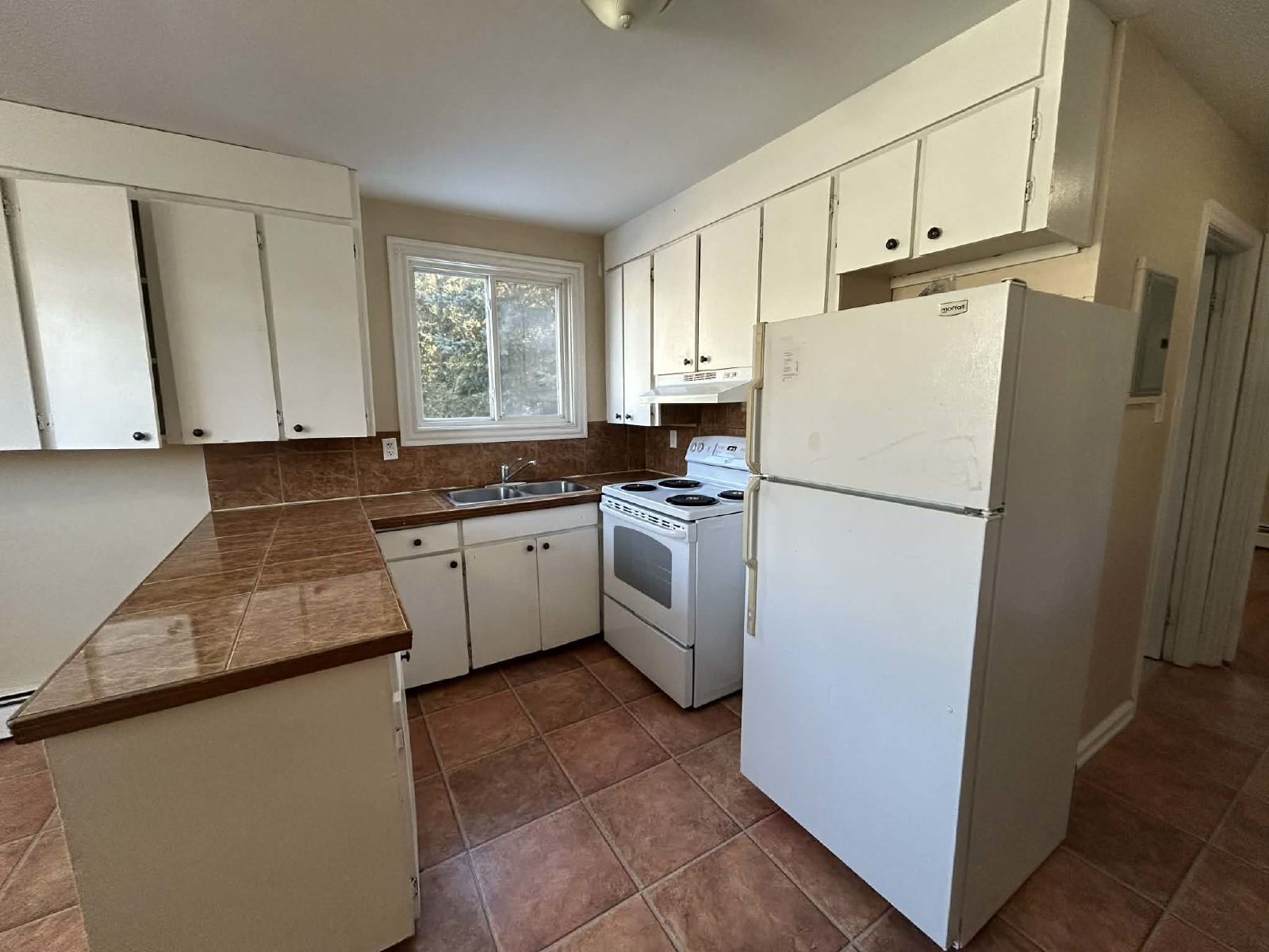 1000 Magee Place - Unit 4 property image