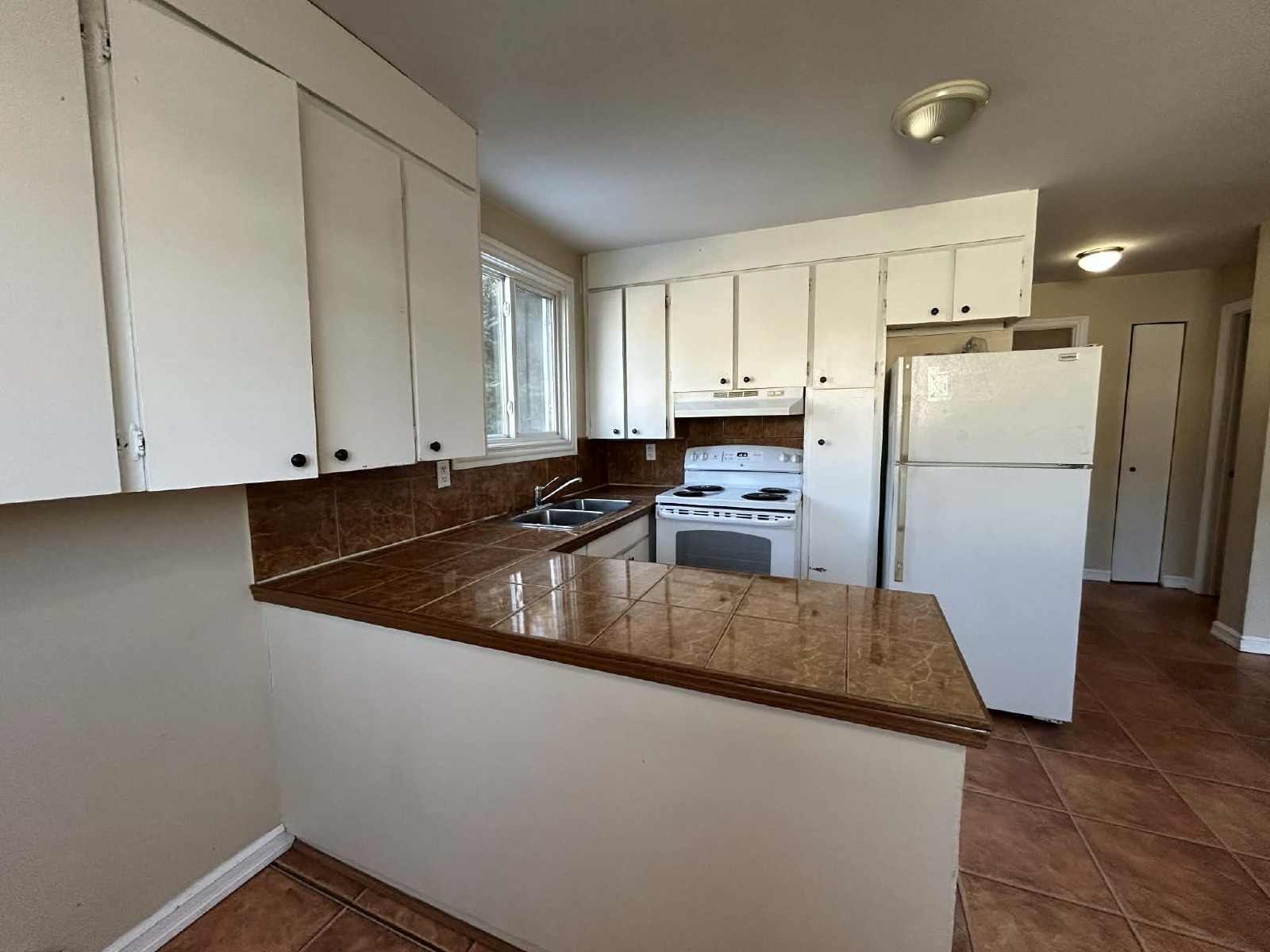 1000 Magee Place - Unit 4 property image