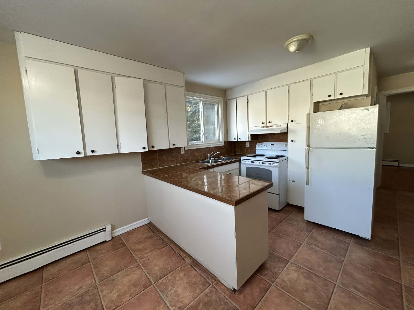 1000 Magee Place - Unit 4 property image