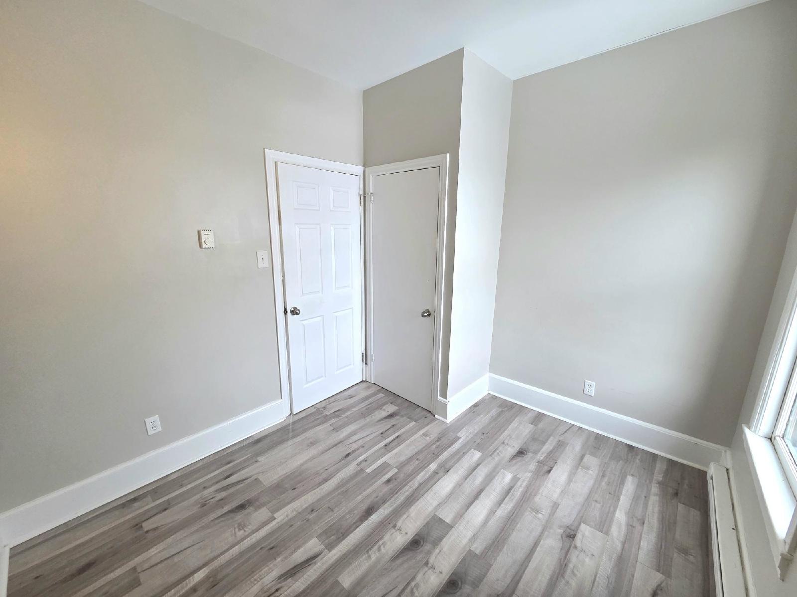 118 Main St/8-10 Cedar St - 10 Cedar #3 property image