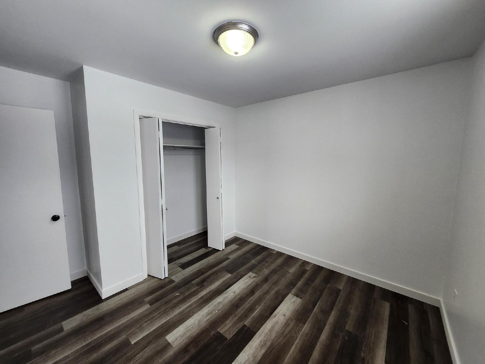 9 Green Valley Drive - 304 property image