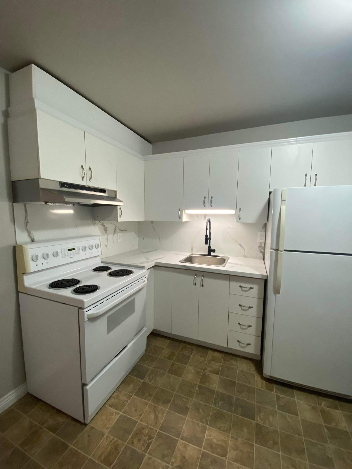 894 Rue Principale - 3 property image