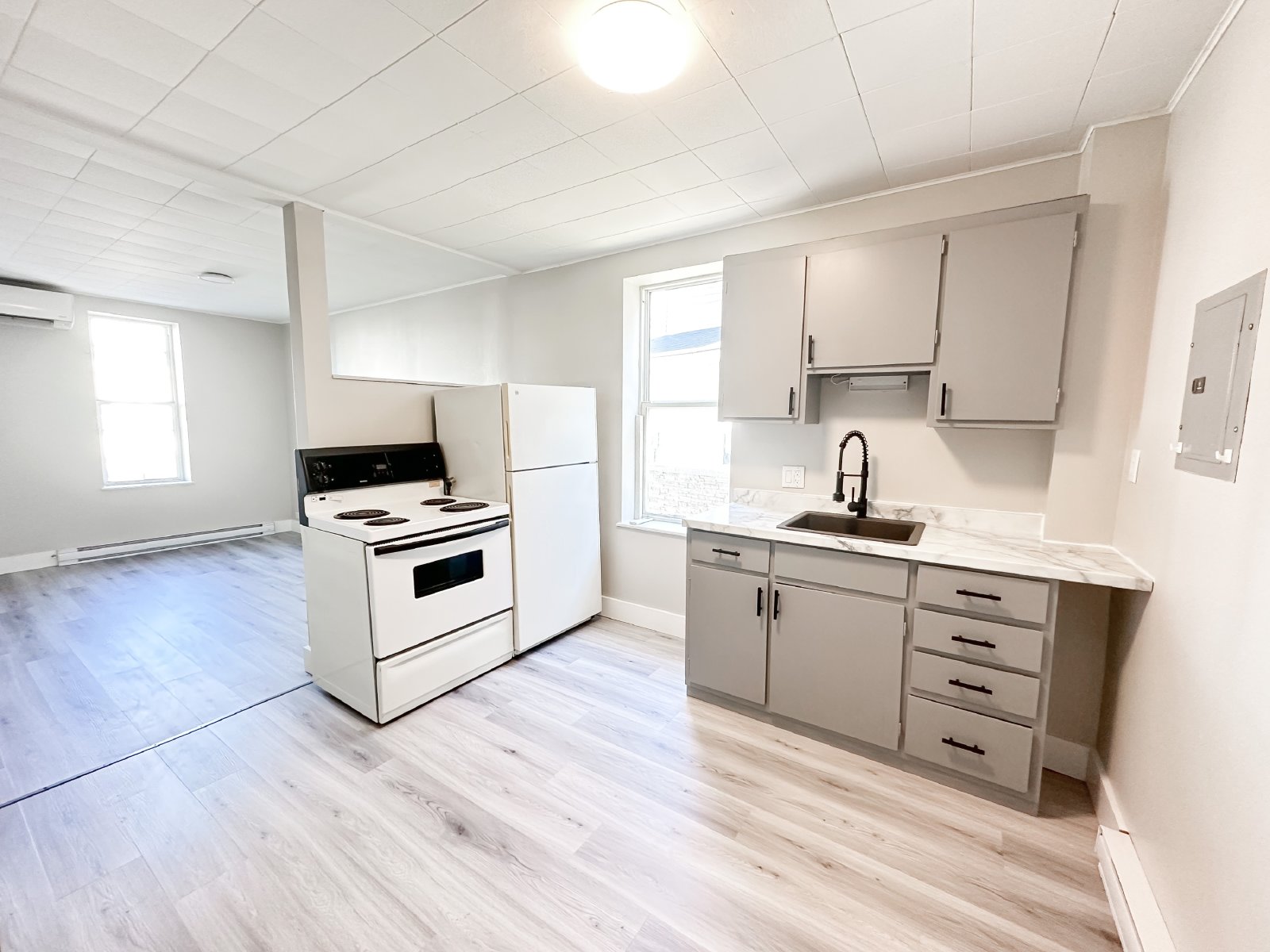 140 Adelaide Street - 2 property image