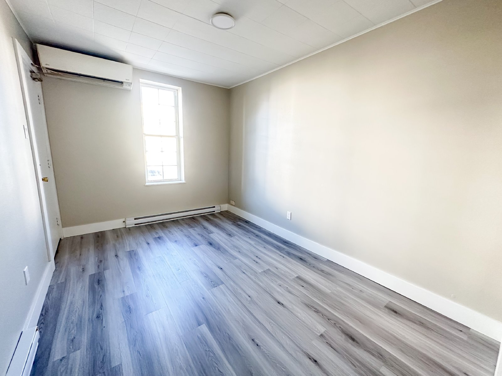 140 Adelaide Street - 2 property image