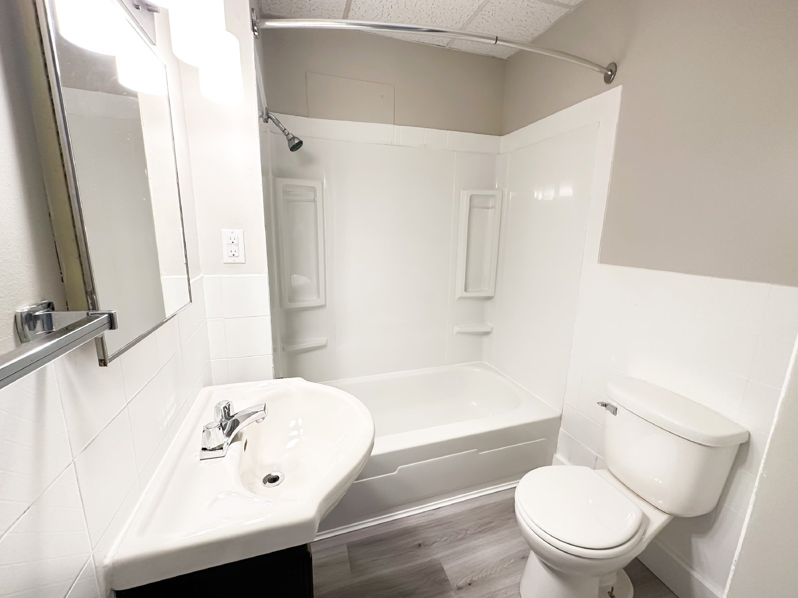 140 Adelaide Street - 2 property image