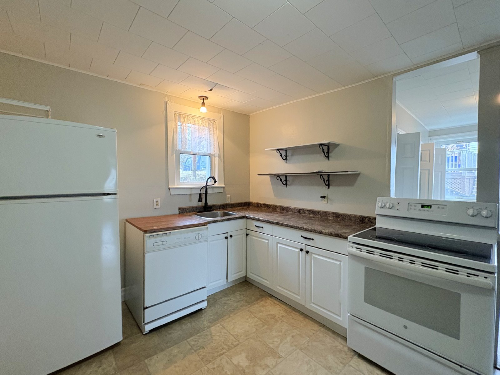 66 Pokiok RD - 1 (Lower) property image