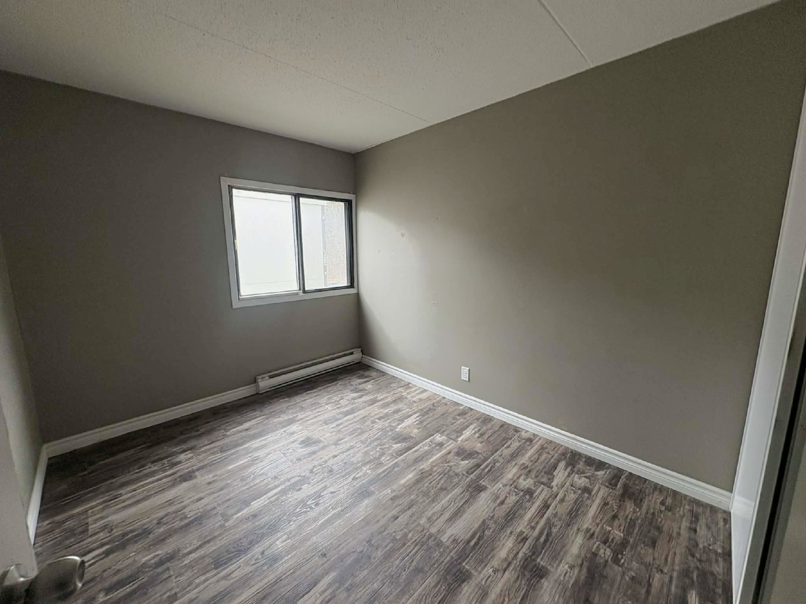 411 Ellerdale Street - 107 property image