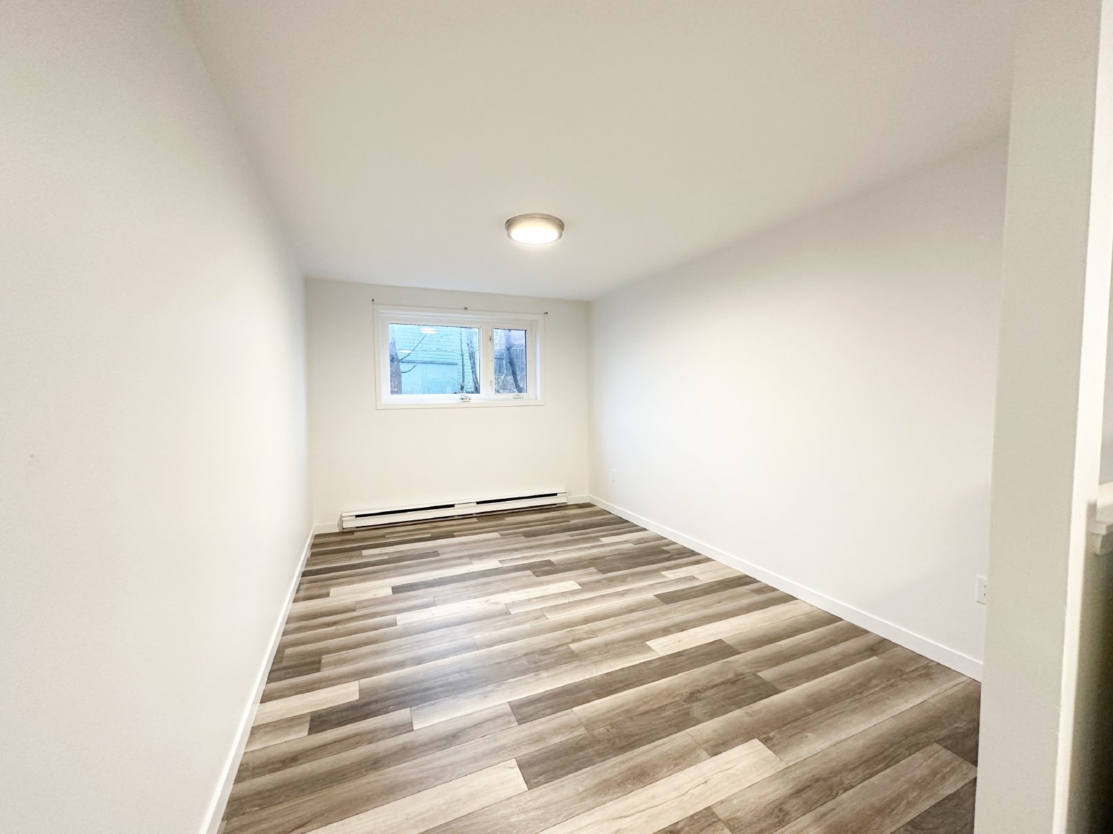 355 Prince Street - 8 property image