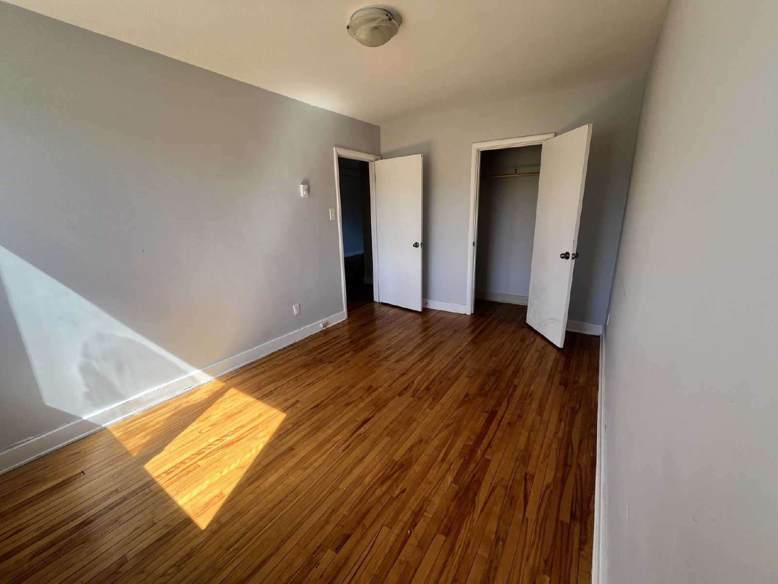 445 Covert Street - 9 property image